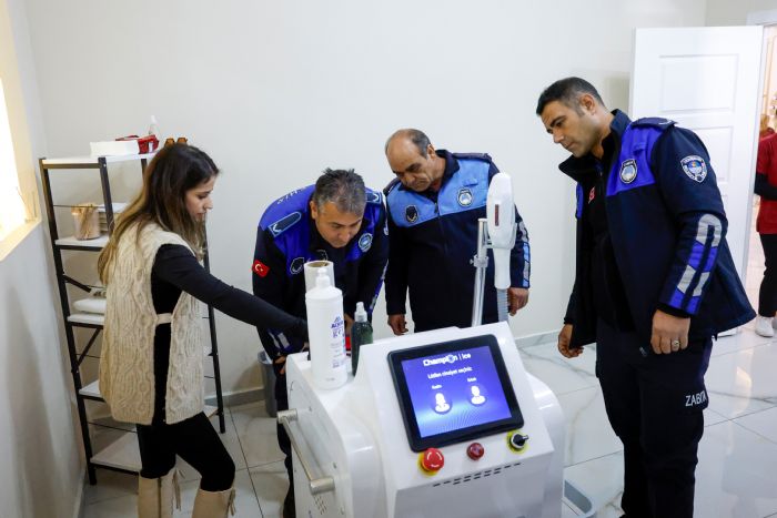 Yeniehir Belediyesi gzellik merkezlerinde denetimlerini srdryor
