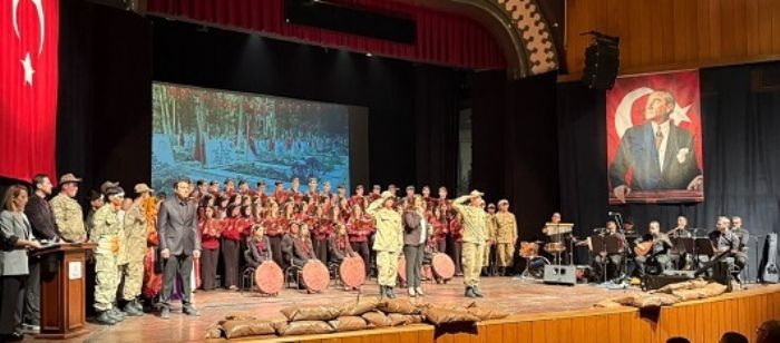 �anakkale Zaferinde dev oratoryo 