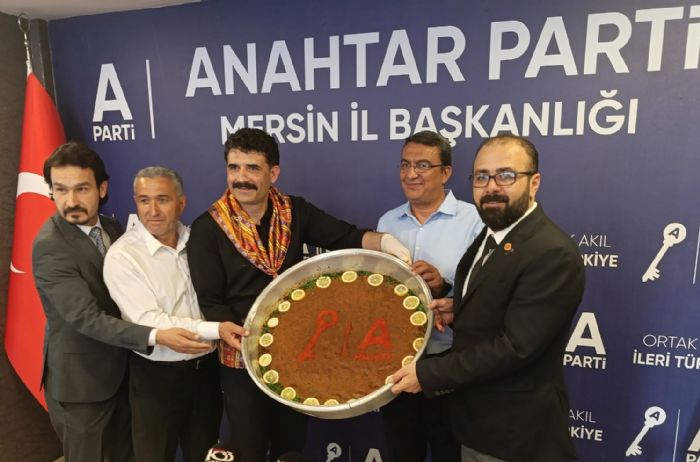 Anahtar Parti Mersin’de Tekilatlanma Devam Ediyor
