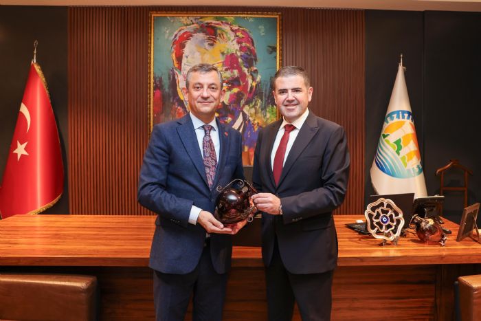Bakan Tuncer, Chp Genel Bakan zgr zeli Mezitli Belediyesinde Arlad