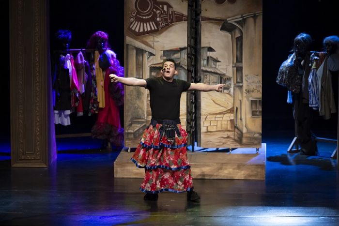 �EYVAH NAD�R� MERS�NL� SEY�RC�S�YLE YEN�DEN BULU�TU