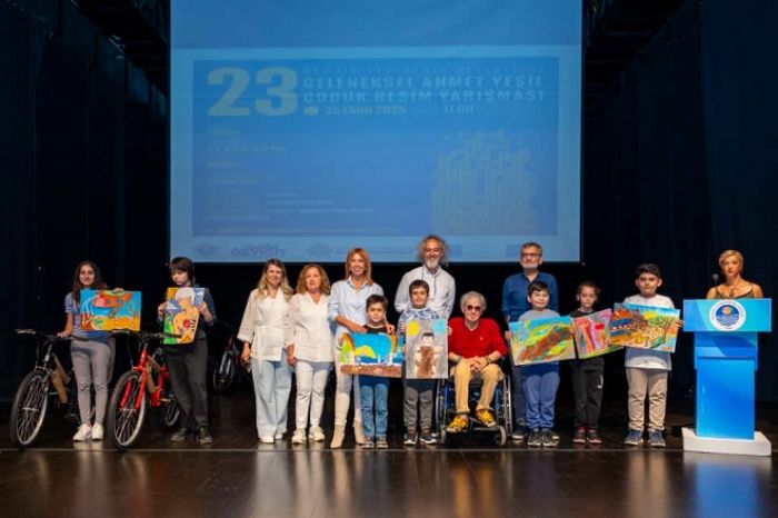 Yeni�ehir�de minik eller renklerle bulu�tu