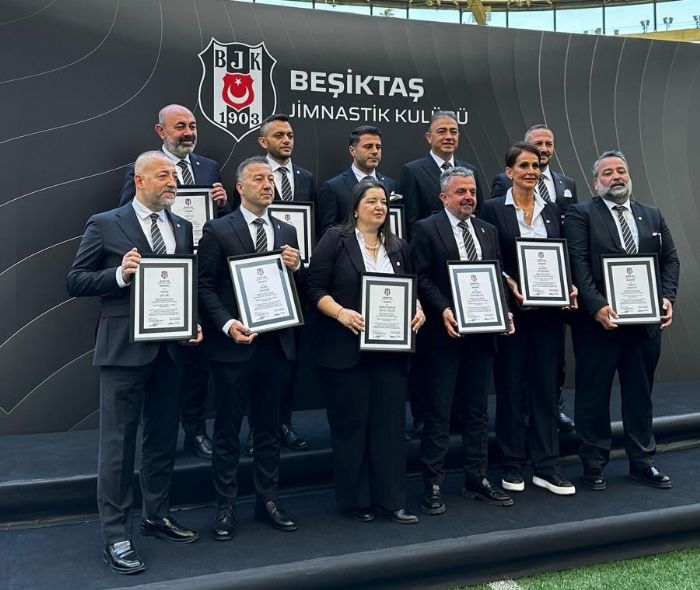 Mersinli Avukat Cenk Ahi, Beikta Ynetiminde