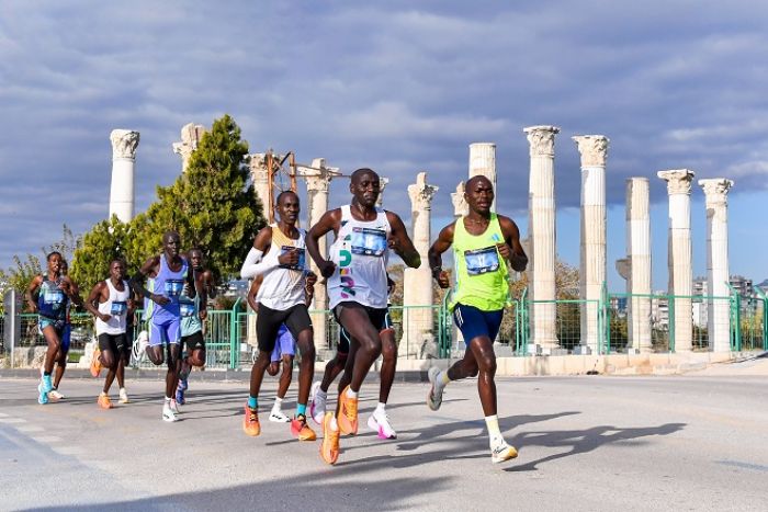 SPORUN BRLETRC GC MERSN MARATONU LE VCUT BULUYOR