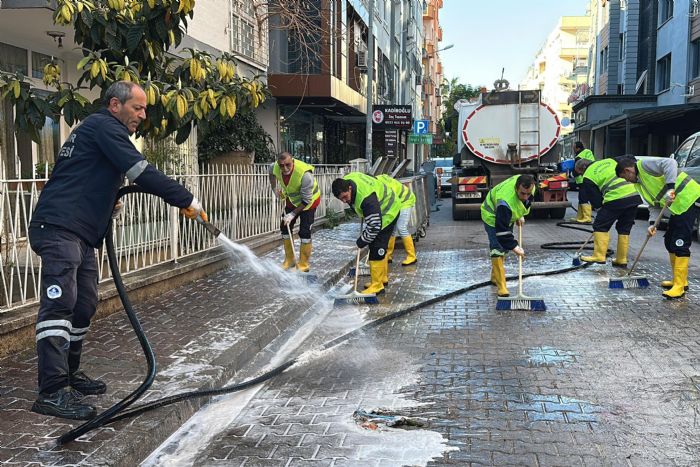 Yeniehirde temizlik almalar kesintisiz devam ediyor