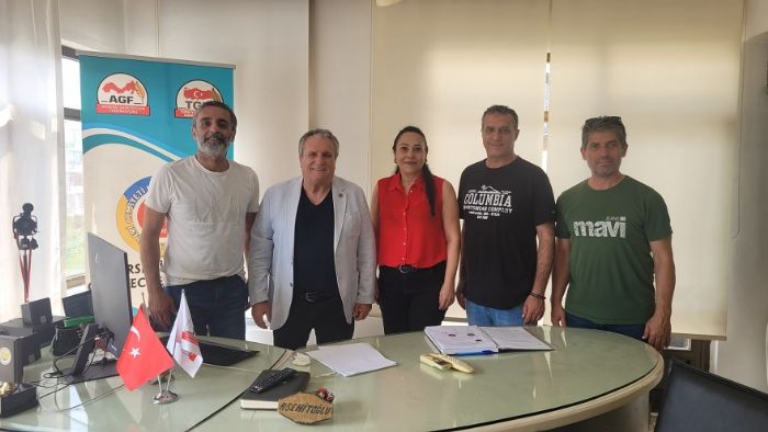 Mersin �nternet Gazetecileri Derne�i�nde �ehito�lu G�ven Tazeledi