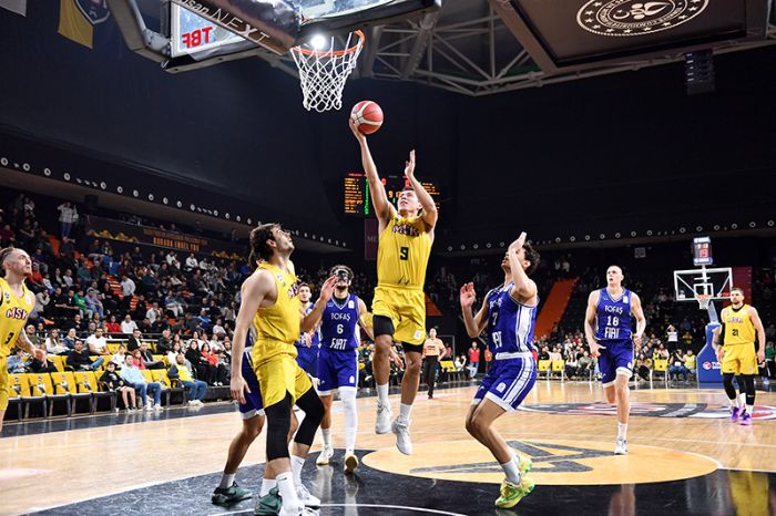 Carettalardan Mersinlilere Yeni Yl Armaan MSK, Tofa Sporu 79-58 Yendi