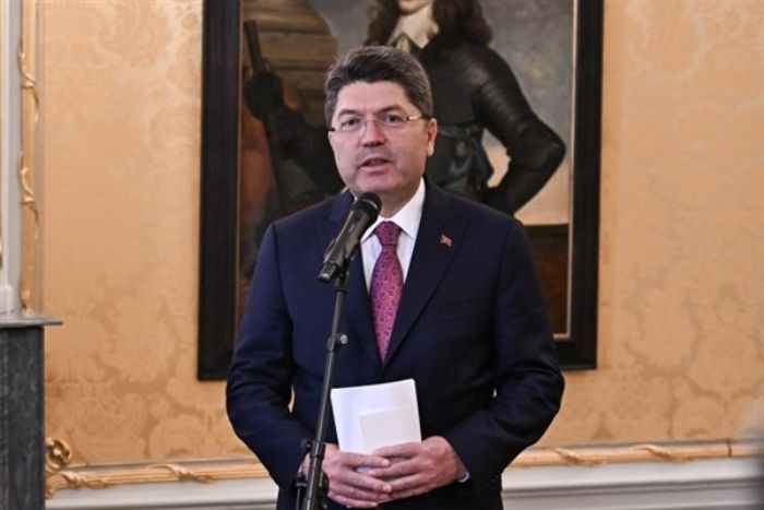 Bakan Tun�: Milletimizi rahats�z edecek hi�bir ad�m atmad�k, atmayaca��z